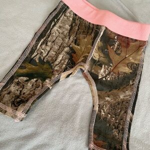 Bass Pro Shop camo pants